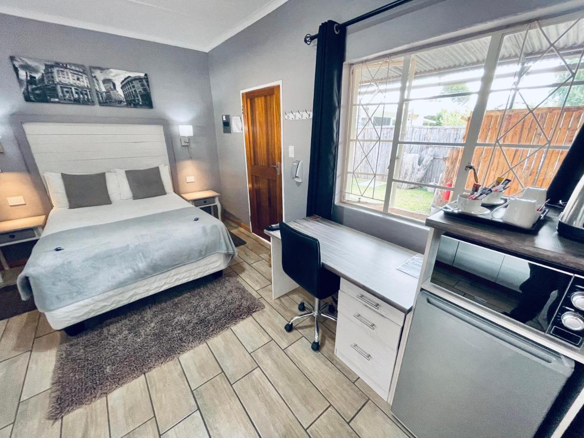 ホテル Madeira Bed クイーンズタウン エクステリア 写真