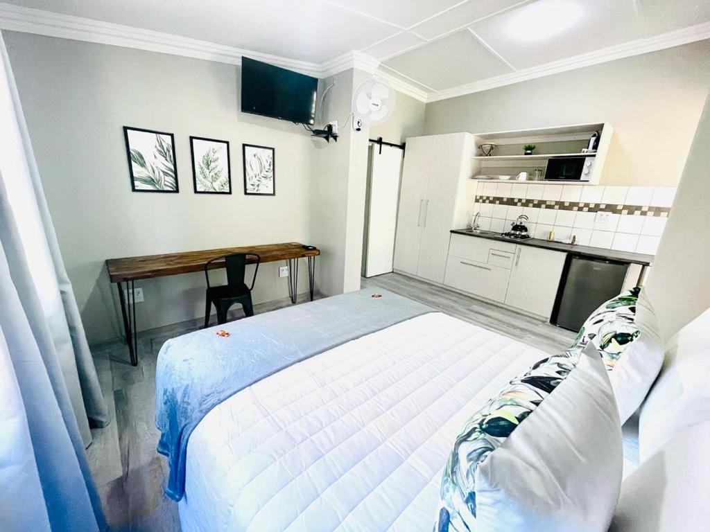 ホテル Madeira Bed クイーンズタウン エクステリア 写真